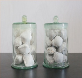 Light-Burned Magnesite Pellets